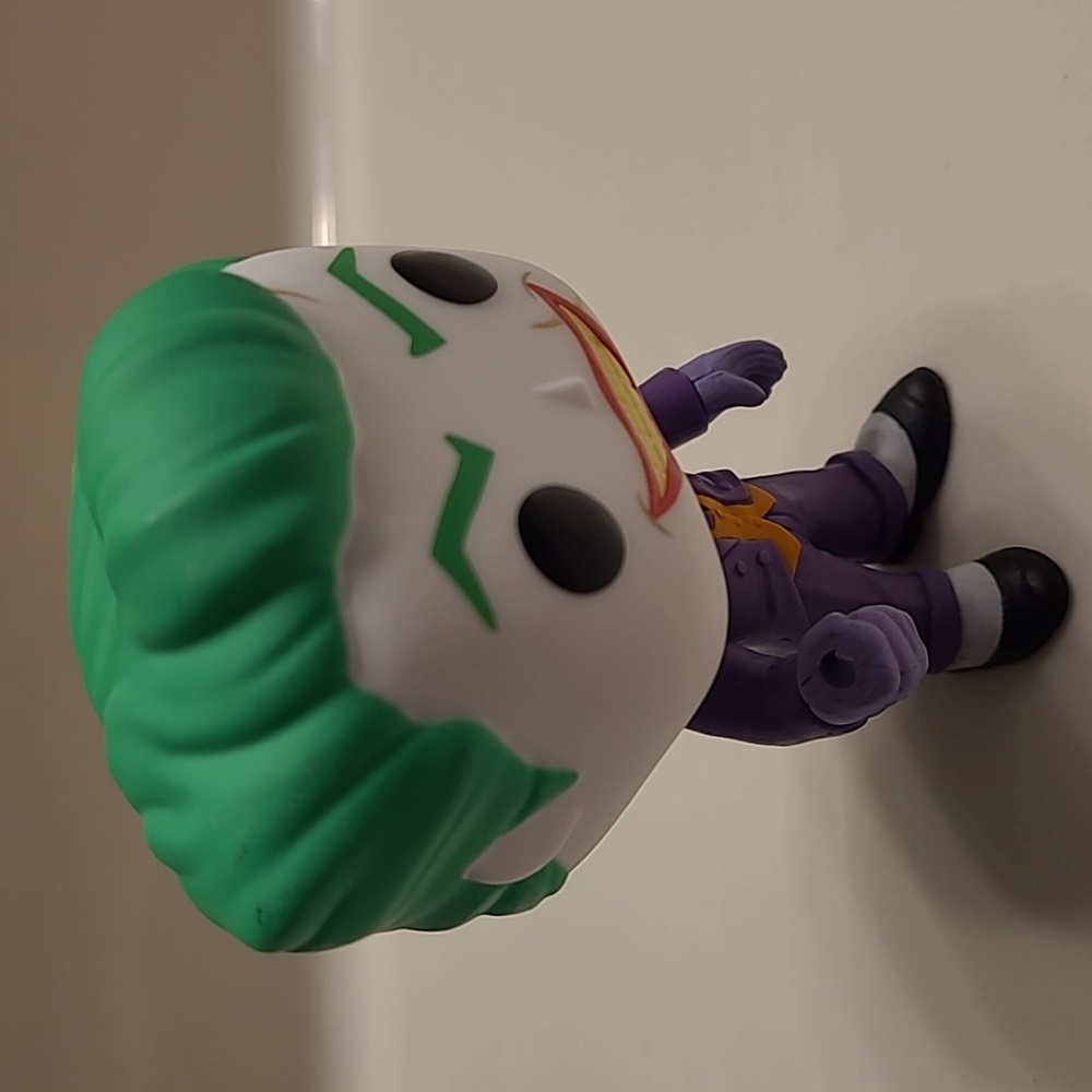 JOKER Funko Pop Funkoverse DC Comics Vinyl Figure With Stand - Picture 16 of 16
